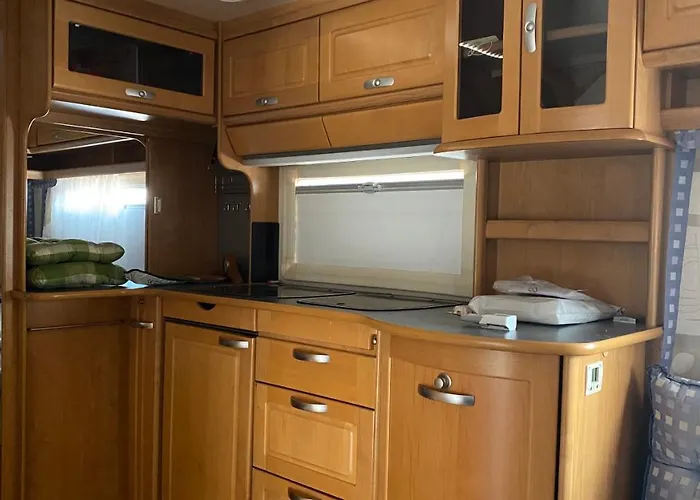Kemping Adria Caravan *