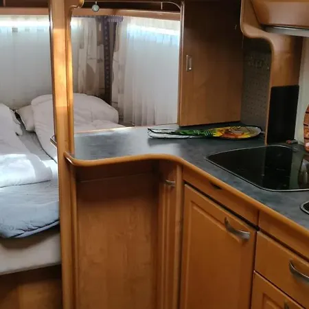 Adria Caravan * פריבלאקה