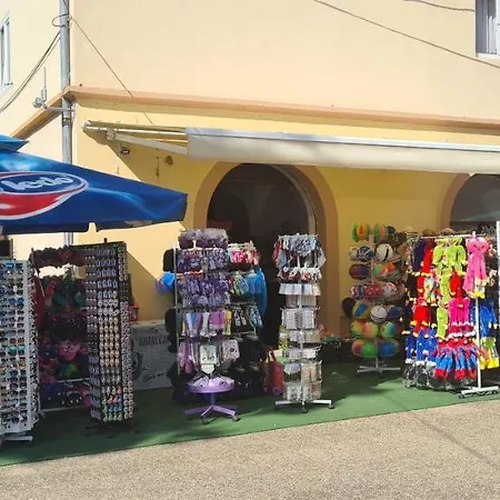 אתר קמפינג Adria Caravan